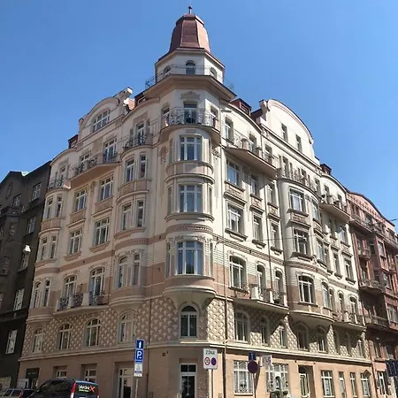 Apartman Riverside City Centre Design