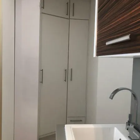 Riverside City Centre Design Apartman *