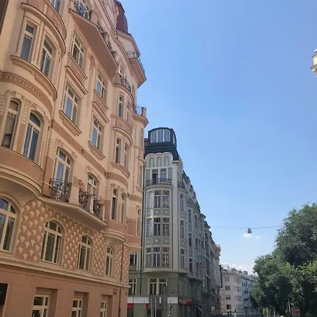 Apartman Riverside City Centre Design